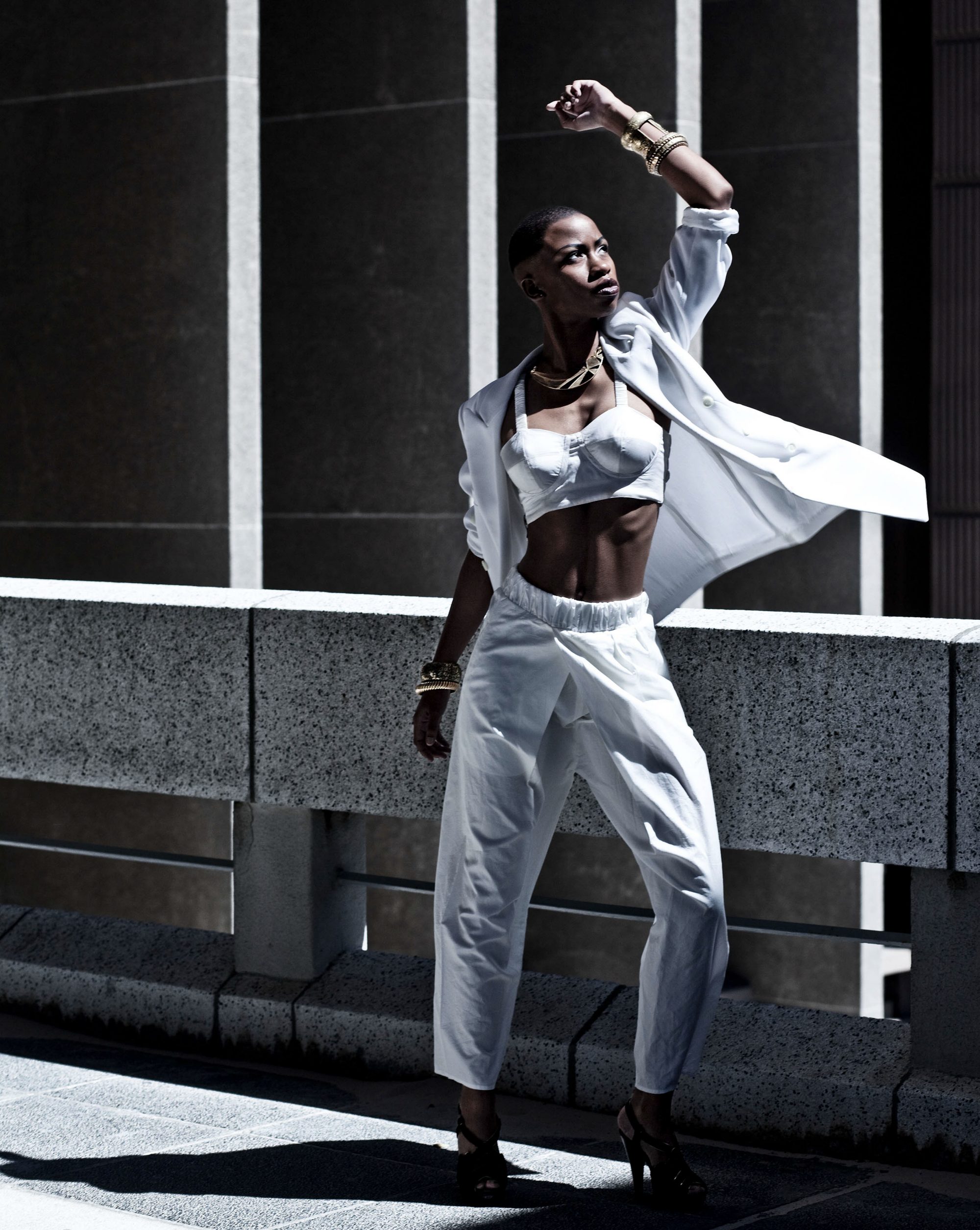 urs-kuester-fotograf-mode-people-black-senstaion