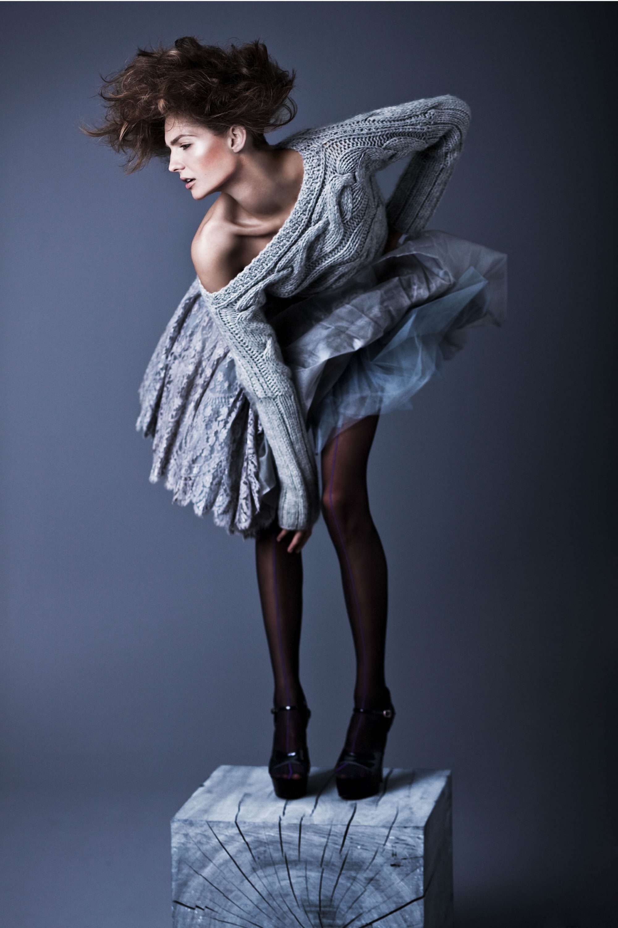 urs-kuester-fotograf-people-portrait-blue-silk