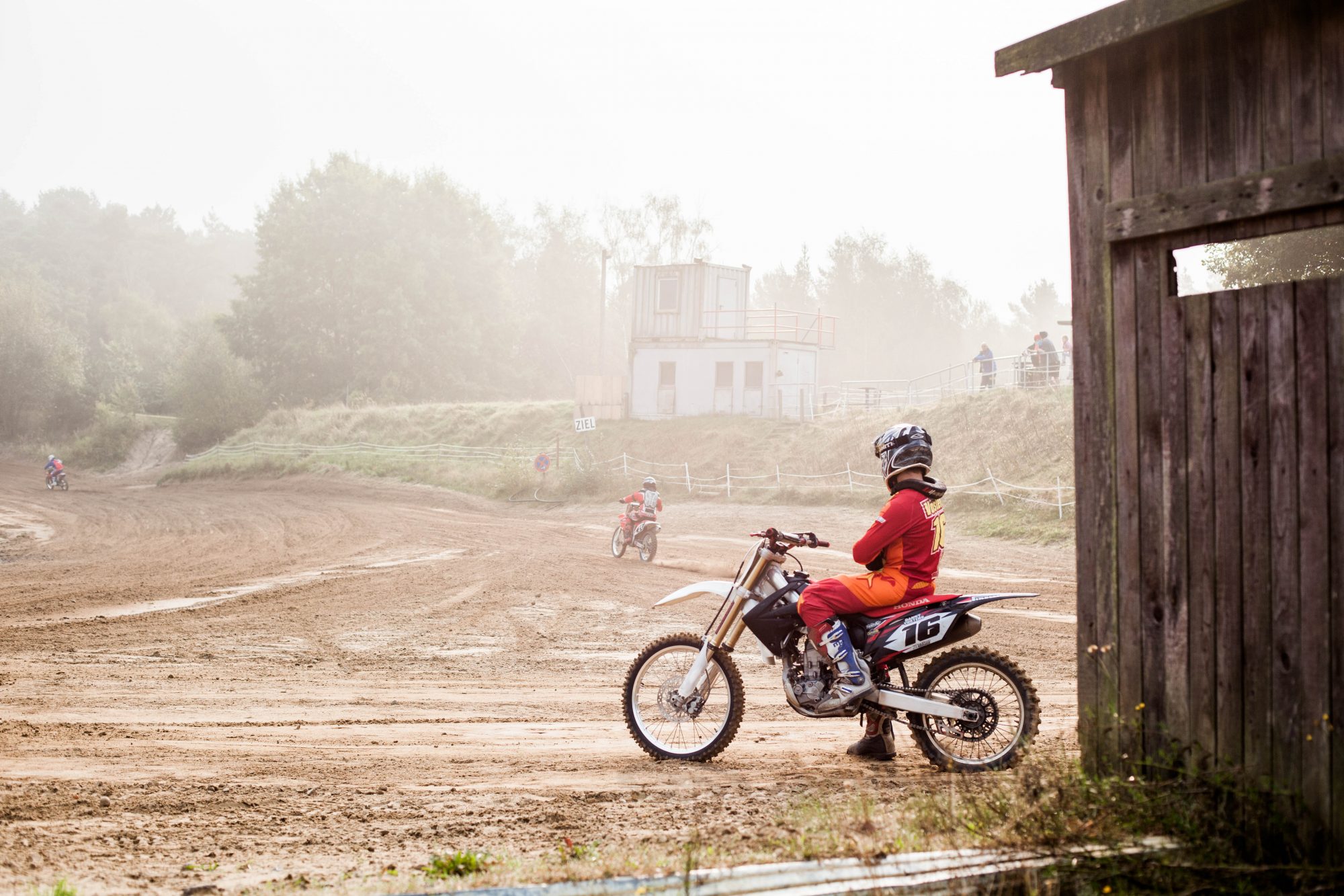 urs-kuester-reportage-fotografie-portrait-motocross