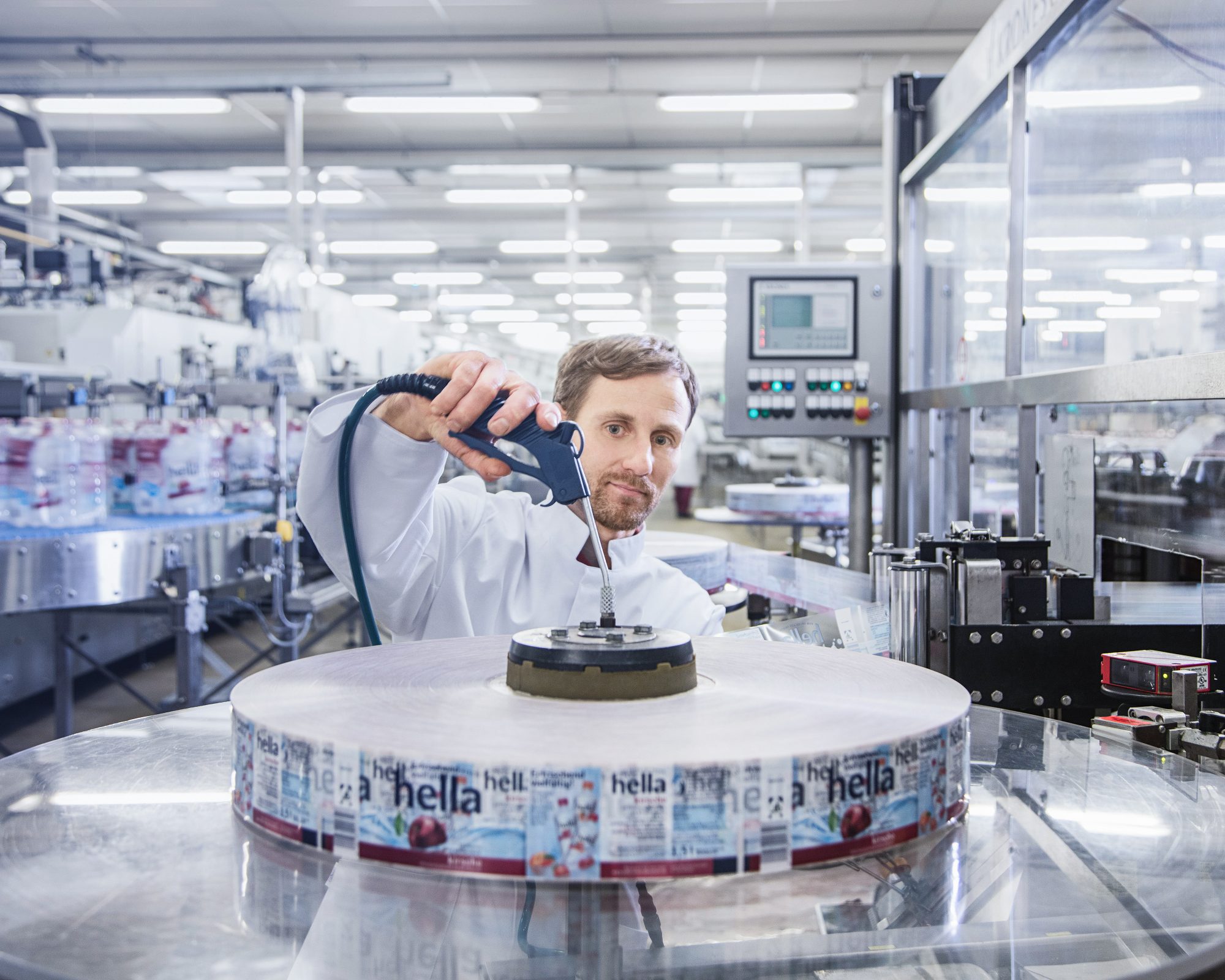 urs-kuester-fotografie-portrait-business-corporate-unternehmen-hella