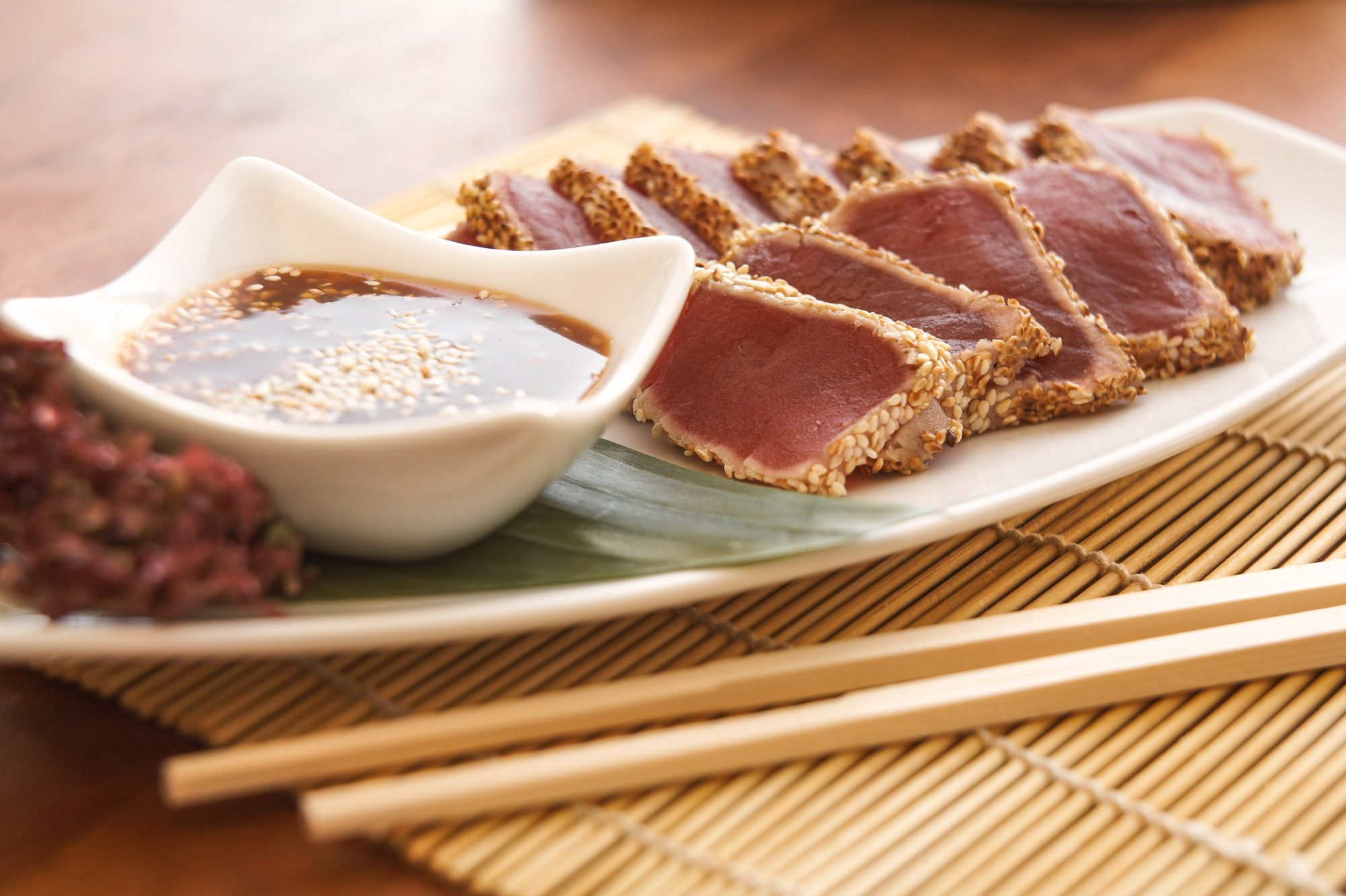 kurz-gebratener-thunfisch-mit-sesamkruste-1-
