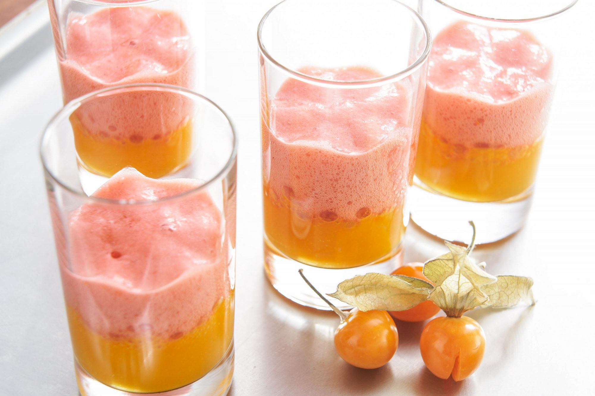 mango-erdbeer-mousse-im-glas