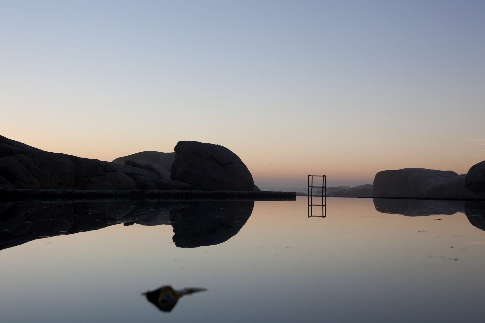 natur-pool-stiles-wasser-badeleiter2