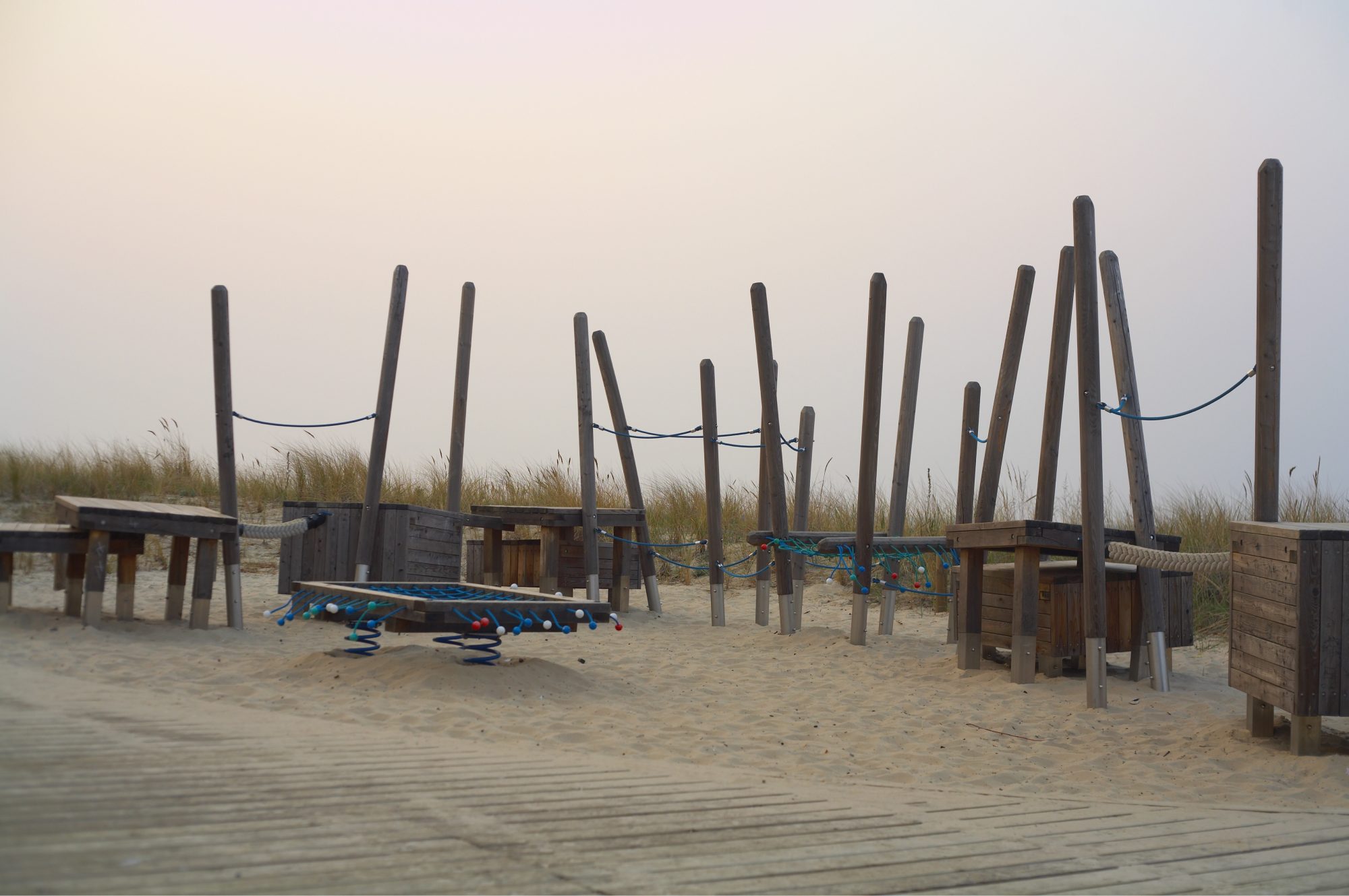 03861816-Holzspielgeräte