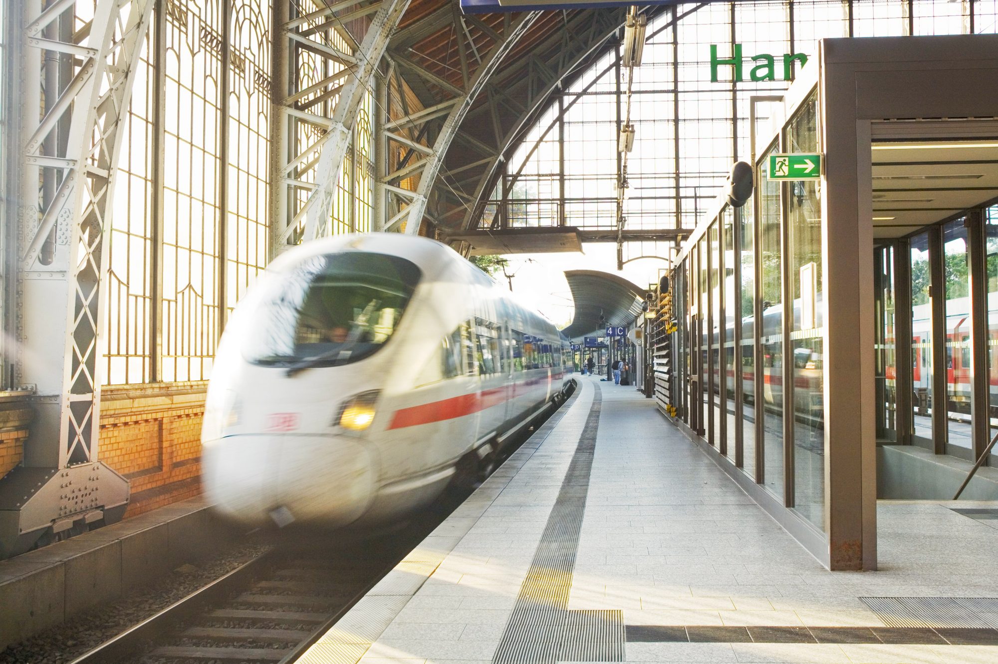 03975845 – DB, ICE